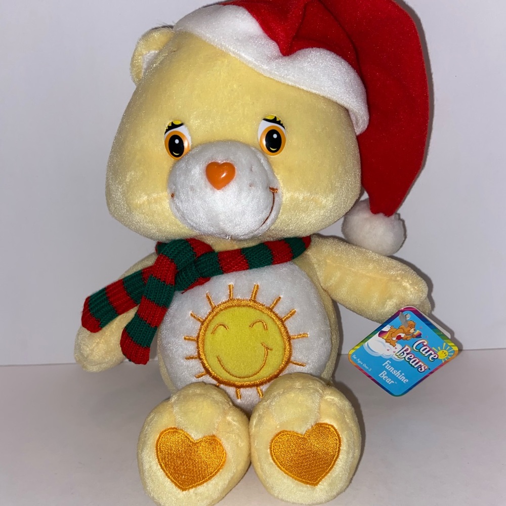 Care Bears Rare Funshine Bear with Santa Hat and Scarf WITH TAGS 2003 Christmas
